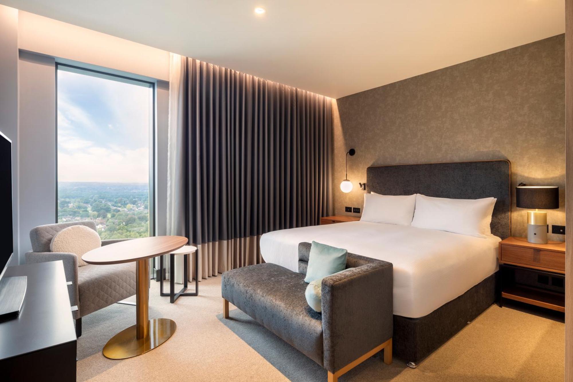 Hilton Woking Hotell Eksteriør bilde