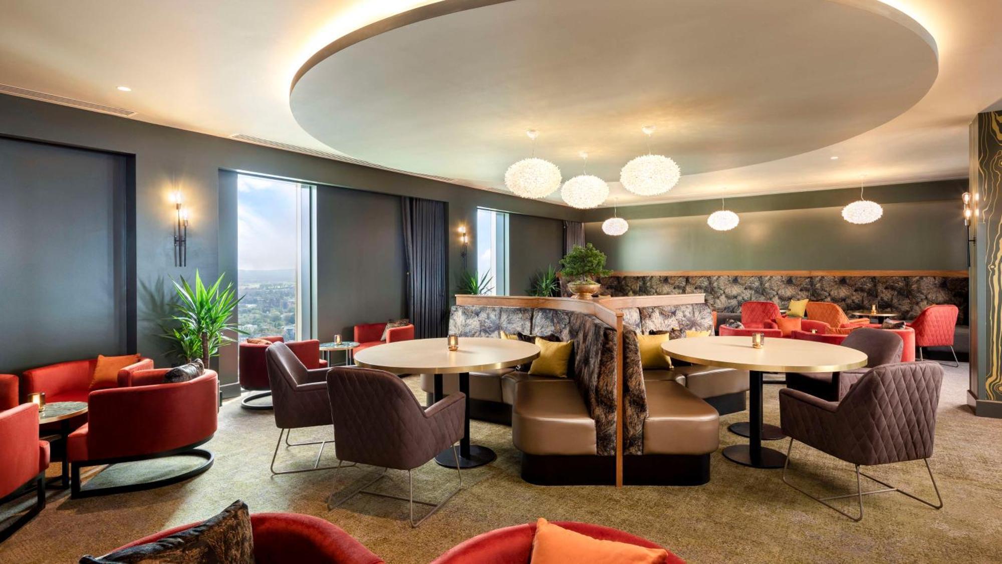 Hilton Woking Hotell Eksteriør bilde